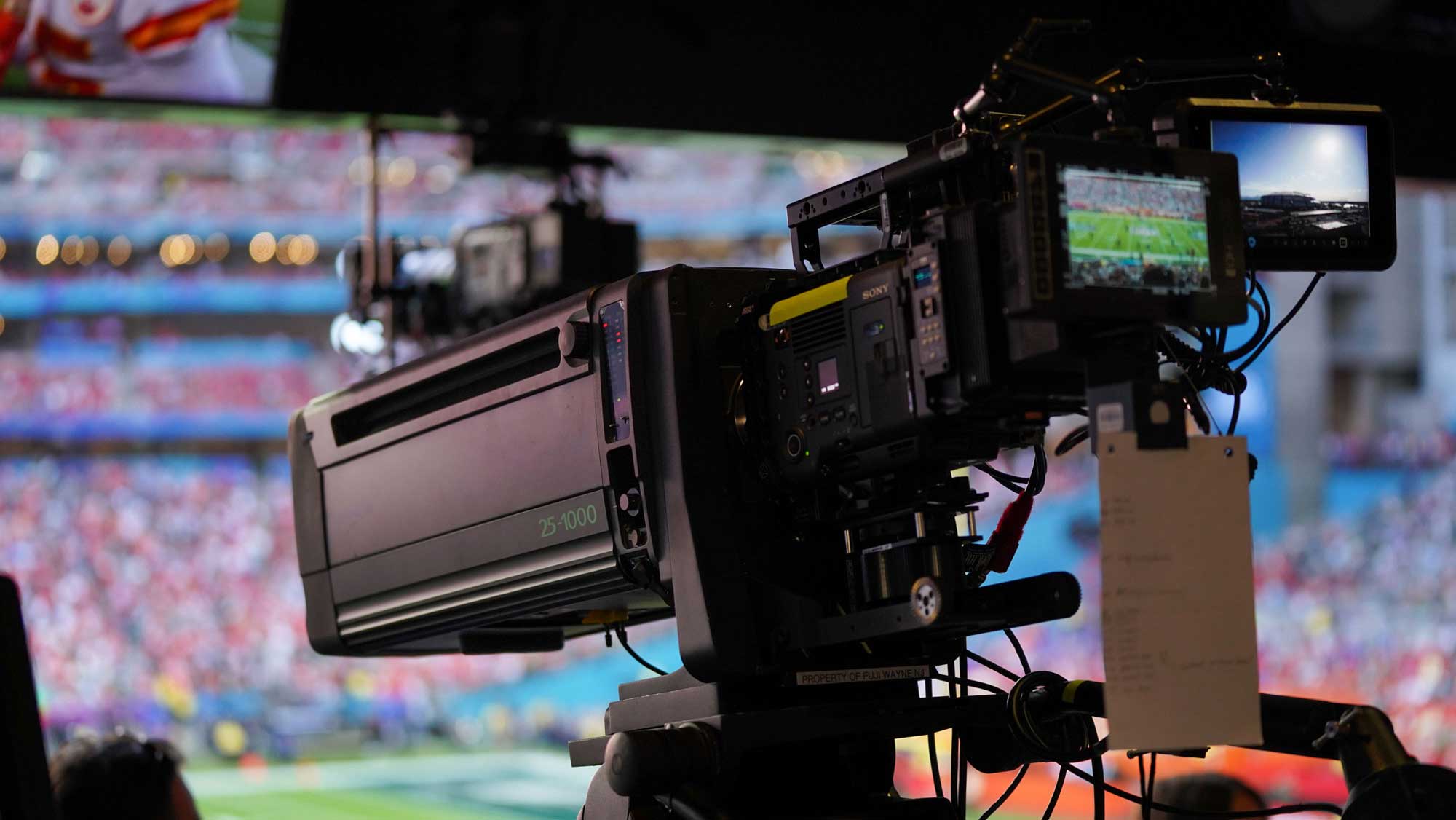 FUJINON DuvoTM HZK25-1000mm Touches Down at the Halftime Show